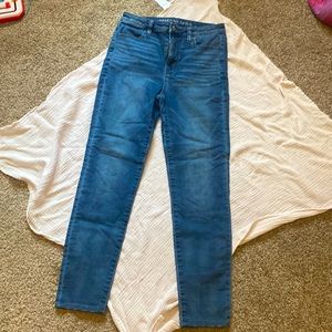 American Eagle Size 8 super stretch Jeggings Jeans High Waisted